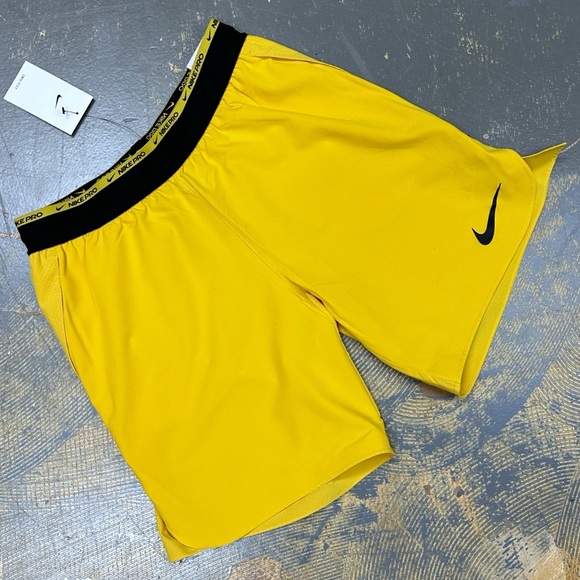 Nike Flex Pro Max Training Dri-Fit Shorts DD1700-709 Medium Yellow Black